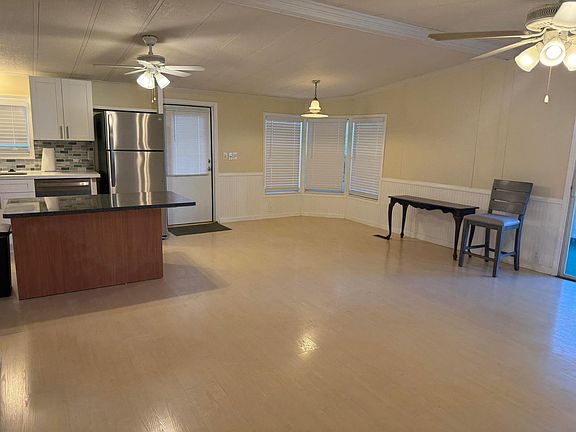 3rd image of 3004 SW 50TH Street