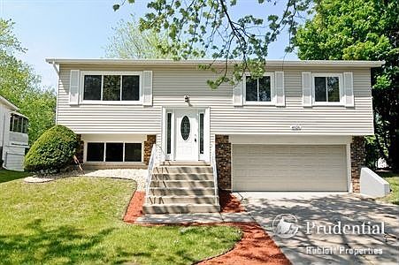 1st image of 4926 Monterey Dr
