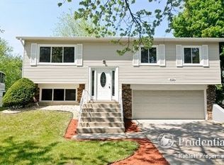 4926 Monterey Dr, Richton Park, IL 60471