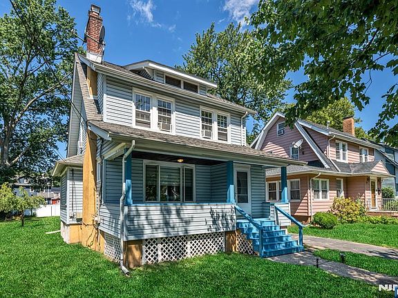 2nd image of 1268 Longfellow Ave
