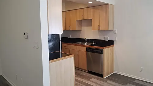 5302 Comercio Ln Photo 1