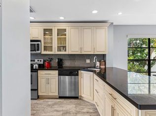 20 Southport Ln APT B, Boynton Beach, FL 33436