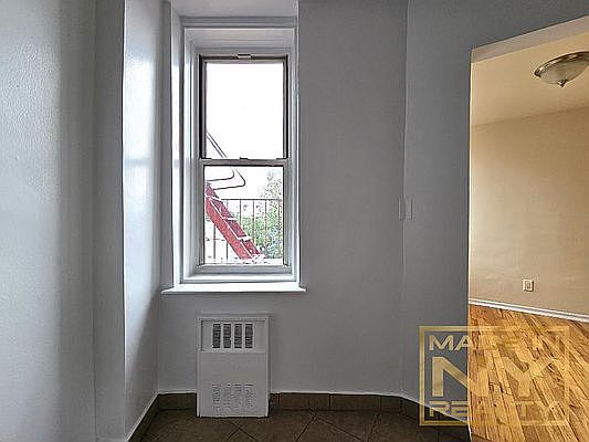 5th image of 22410 Jamaica Ave APT 3G