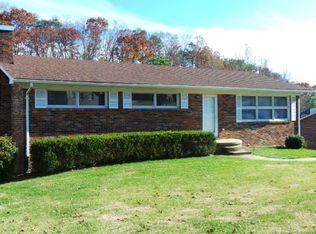 2008 Pinebrook Dr, Kingsport, TN 37660