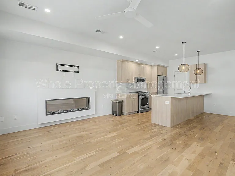 2708 W 25th Ave — Photo 10