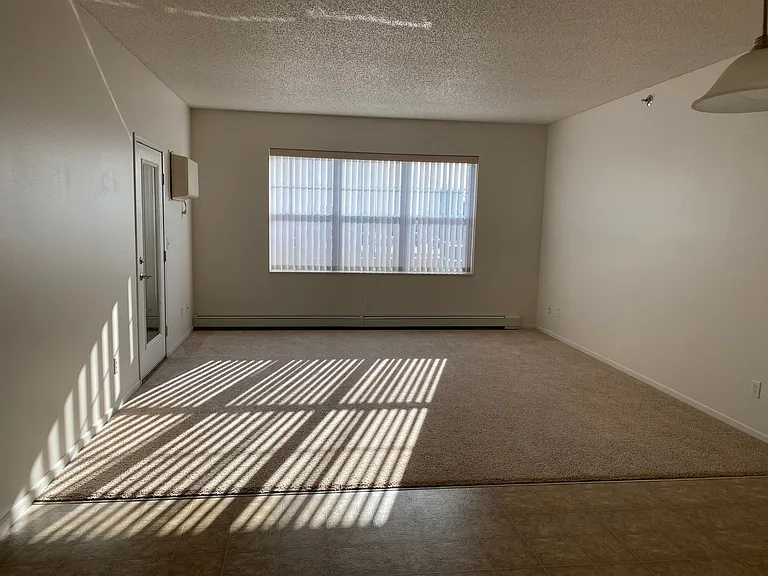 Old Orchard Apartments — Photo 21