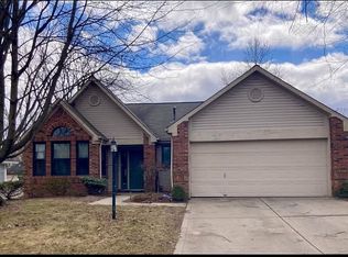 5449 Old Barn Dr, Indianapolis, IN