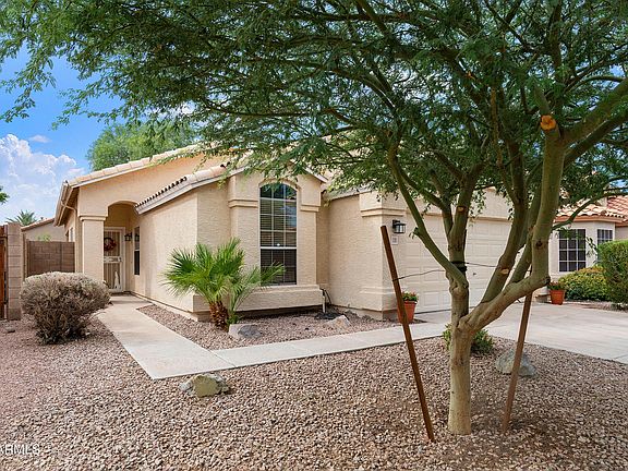 2nd image of 1281 E SIERRA MADRE Avenue