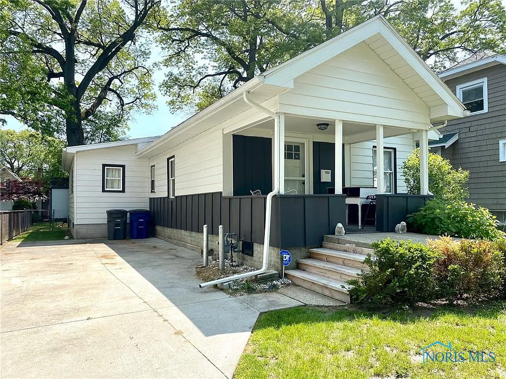 2627 Elsie Ave photo 1