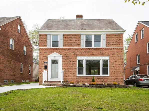 3910 Faversham Rd, University Heights, OH 44118