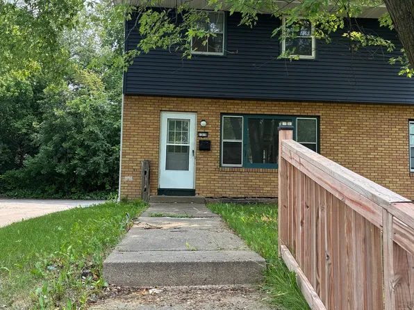 1316 Circle Terrace Blvd NE, Columbia Heights, MN 55421