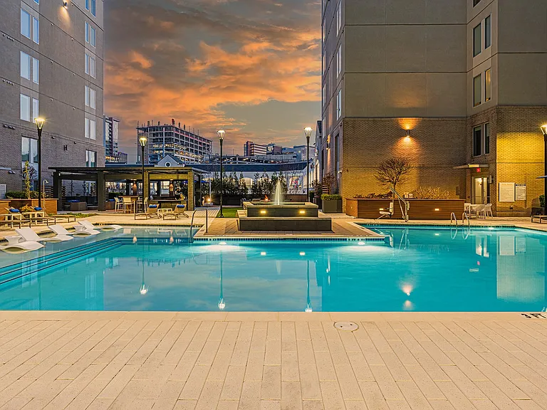 Venue Brookwood Apartments — Photo 41