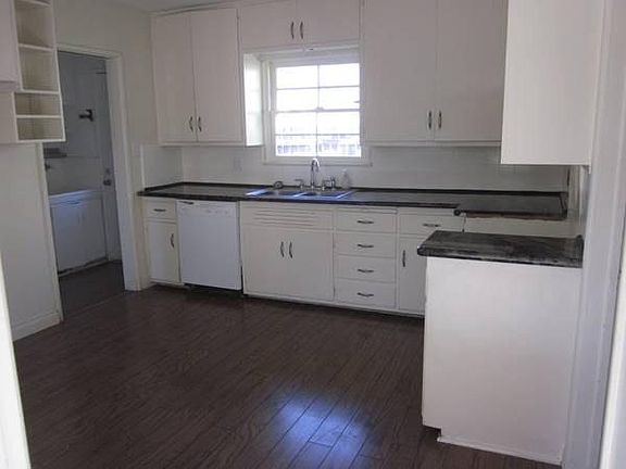4th image of 6745 Yates St
