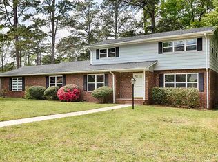 2337 Navajo Trl SW, Atlanta, GA 30331