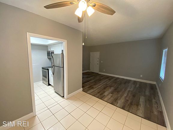 5th image of 600 N Grove St #12