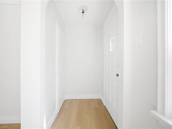 2nd image of 36 Woodelm Dr
