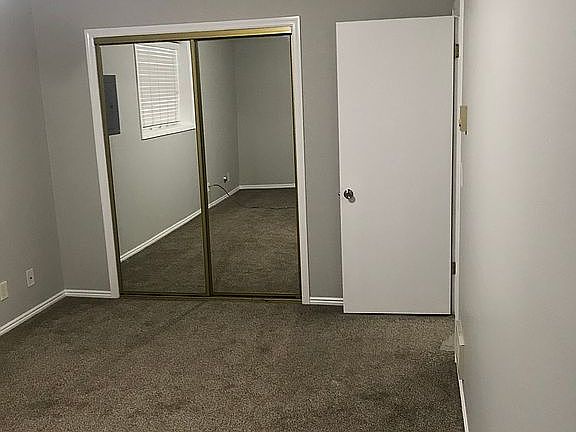 5th image of 606 John Adams Ct