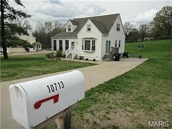 1st image of 10713 Farview Ave
