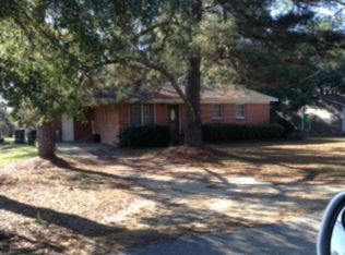 401 Holsey Pl, Cordele, GA 31015