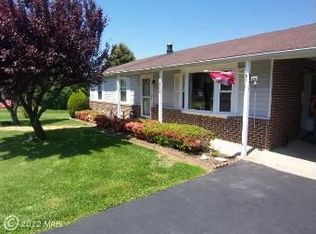 11384 Canary Dr, Ijamsville, MD 21754
