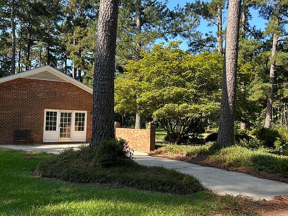 4th image of 1738 Paul Barnes Road