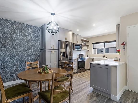 4th image of 5232 Corteen Pl Unit 17