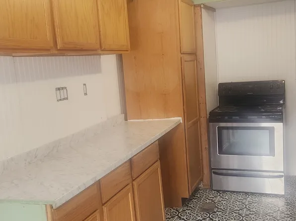 1503 E Hamilton Ln, Altoona, PA 16602