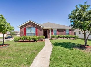 105 Bushel Ln, Dallas, TX 75241