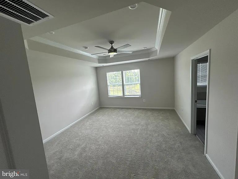 36072 Coyote — Photo 14