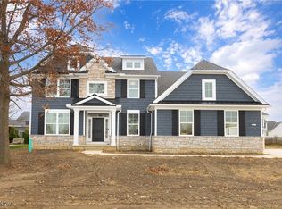 595 S Port Dr, Avon Lake, OH 44012