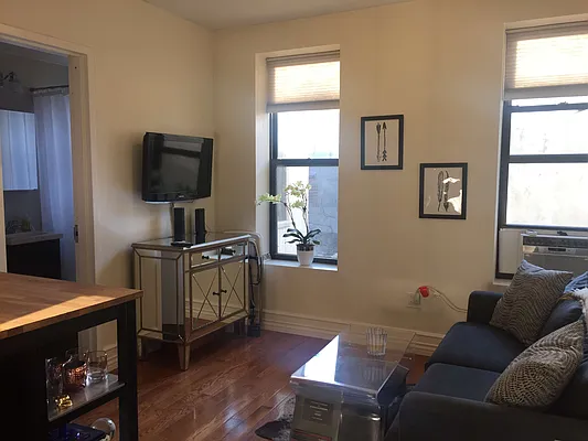 Rented by Geraldine Capasso, LREB | media 22