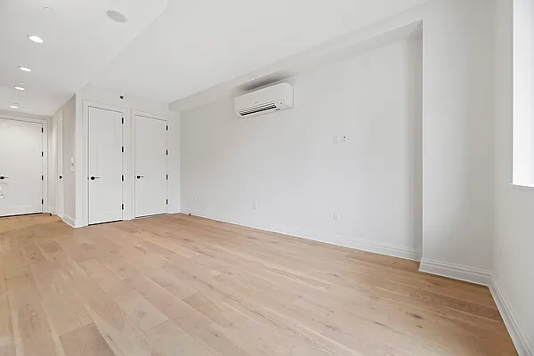 Rented by REAL New York | media 4