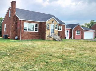 531 Harrison St, Magnolia, OH 44643