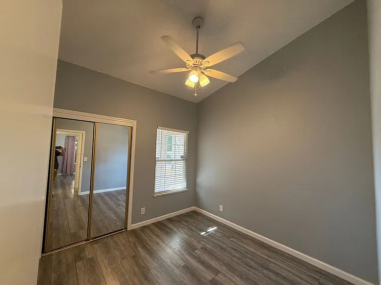 1501 Shiprock Ct — Photo 18
