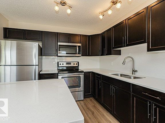 4th image of 445 Brintnell Blvd NW #32