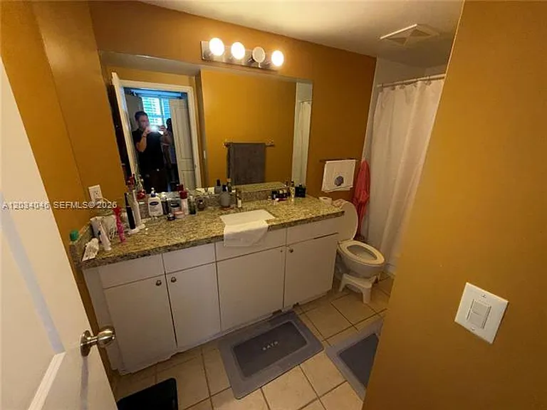 1250 S Miami Avenue Rd #1302 — Photo 13
