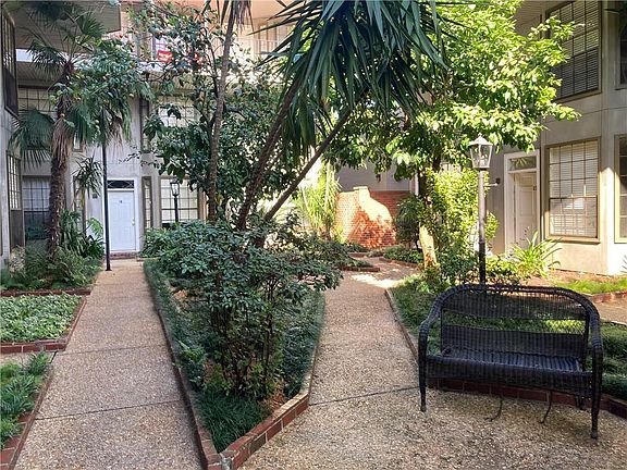 3rd image of 248 Cherokee St APT 18