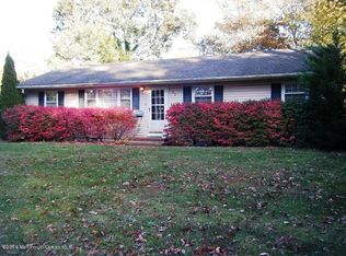 23 Chain Blvd, Bayville, NJ 08721
