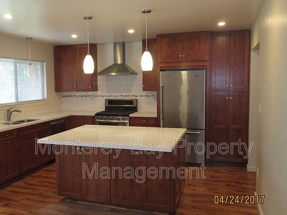 5th image of 4105 El Bosque Dr