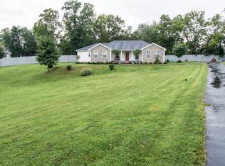 1202 Cypress St, Paris, KY 40361