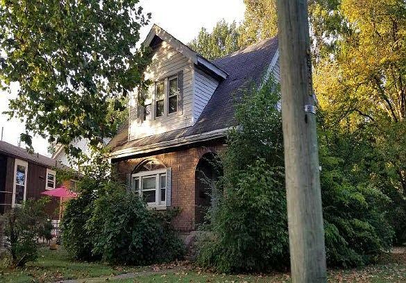 2nd image of 1624 Sundale Ave