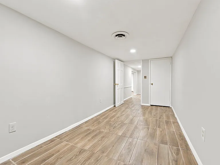 212 Avenue B #1 — Photo 19