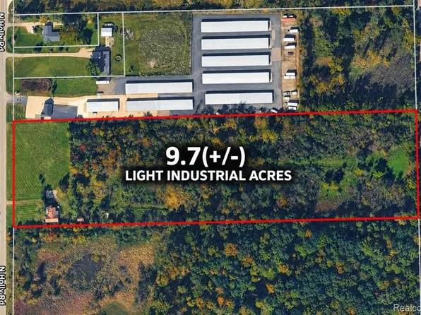 10451 N Holly Rd, Holly, MI 48442