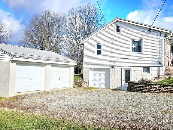3rd image of 806 Hopwood St