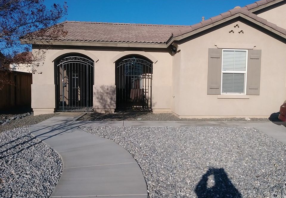 1st image of 12418 2nd Ave