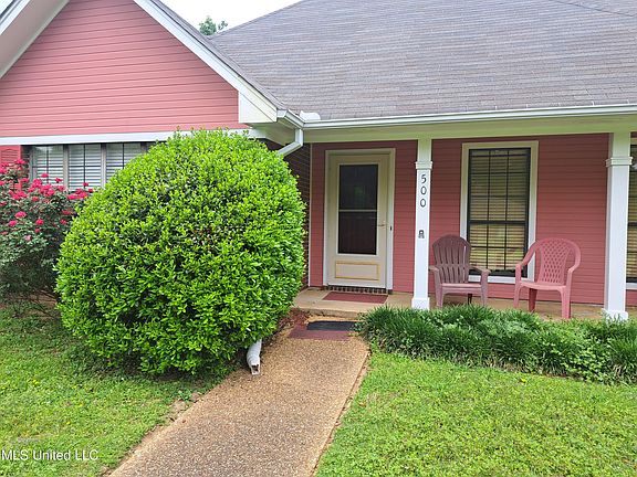 2nd image of 500 Brentwood Dr