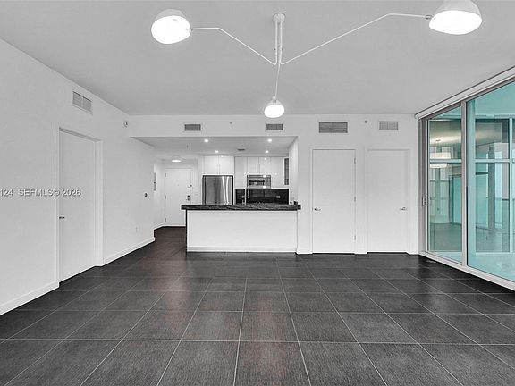 5th image of 3301 NE 1st Ave APT H1812