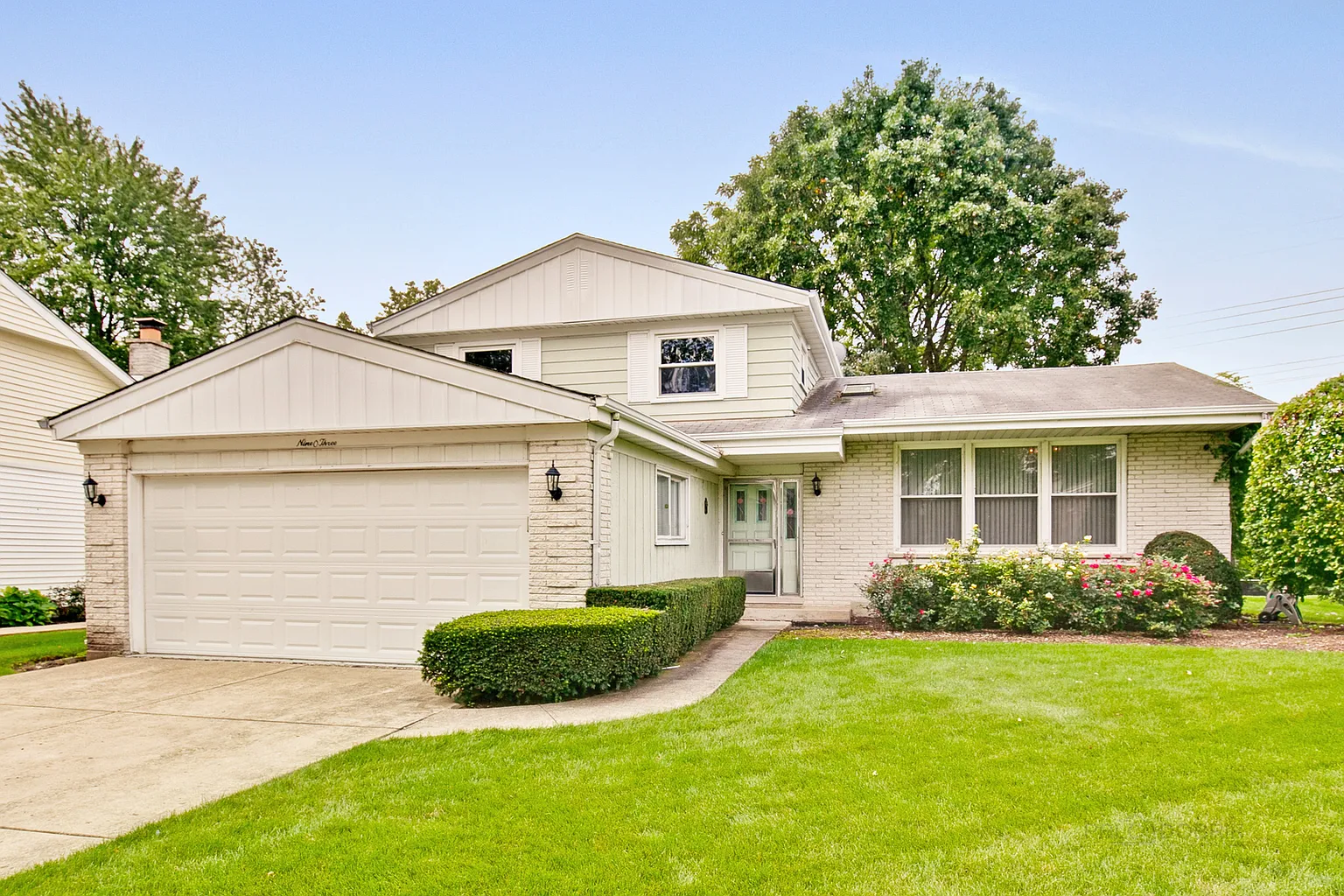 903 N Quince Ln photo 1