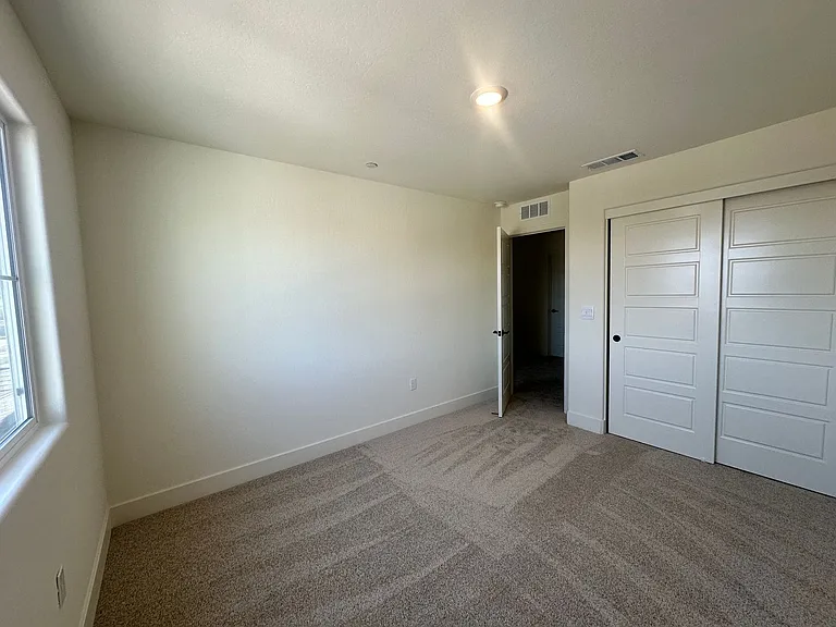 4005 W Babcock Ave — Photo 22