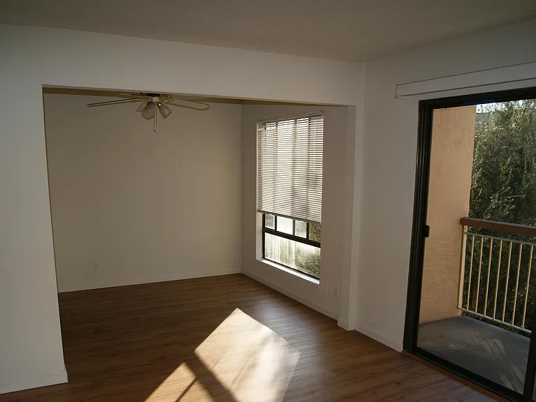 350 N Civic Dr #409 — Photo 3